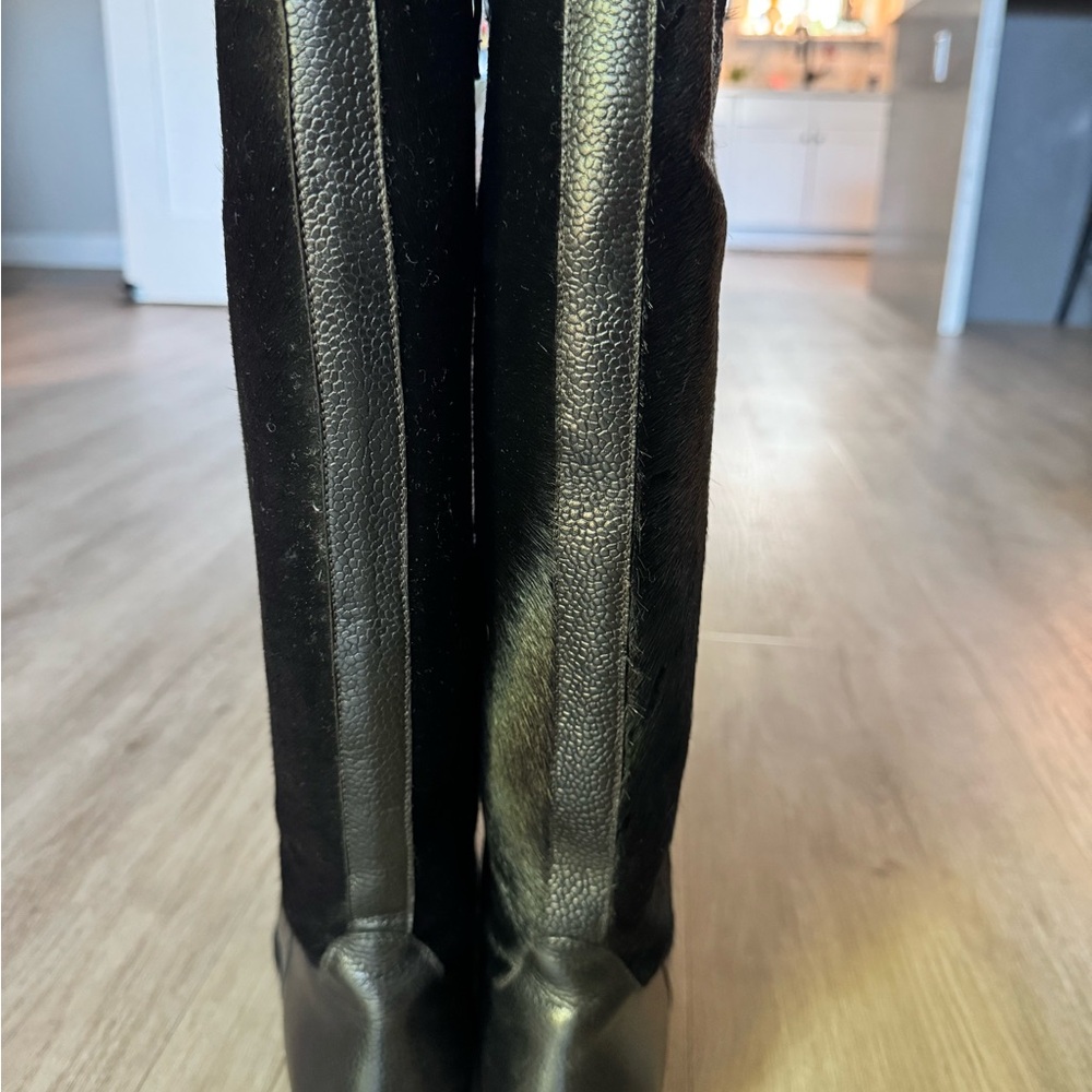 Black Leather Knee-High Boots - Picture 15 of 17
